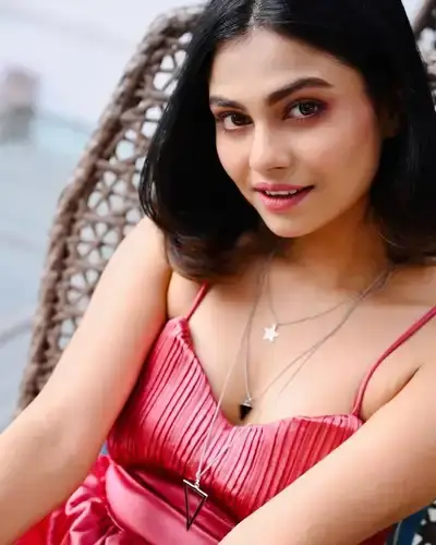 Call Girls Service in Chinsurah Magra