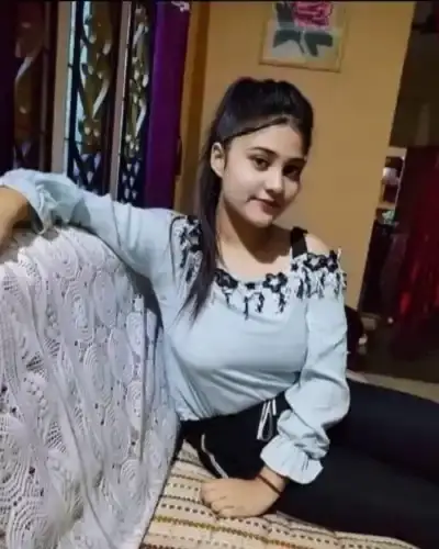 Escorts Service In Chinsurah Magra